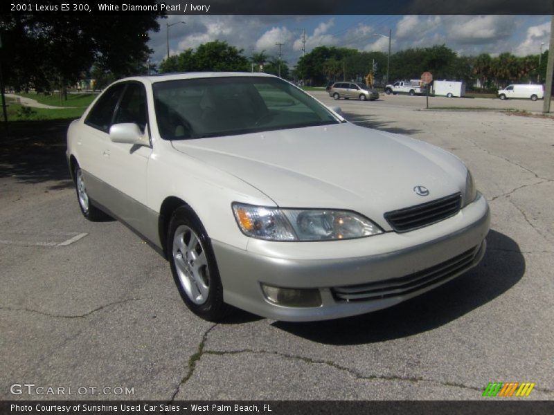 White Diamond Pearl / Ivory 2001 Lexus ES 300