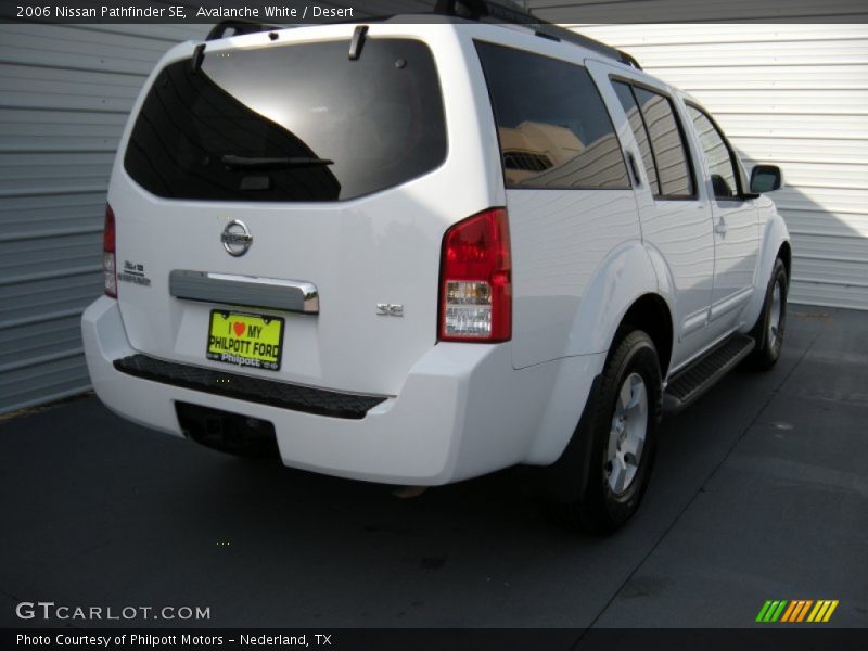 Avalanche White / Desert 2006 Nissan Pathfinder SE