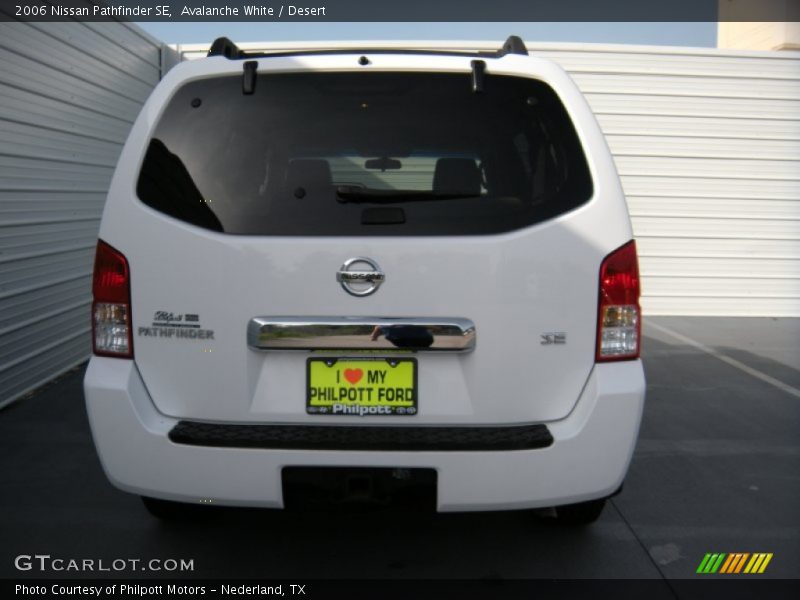 Avalanche White / Desert 2006 Nissan Pathfinder SE