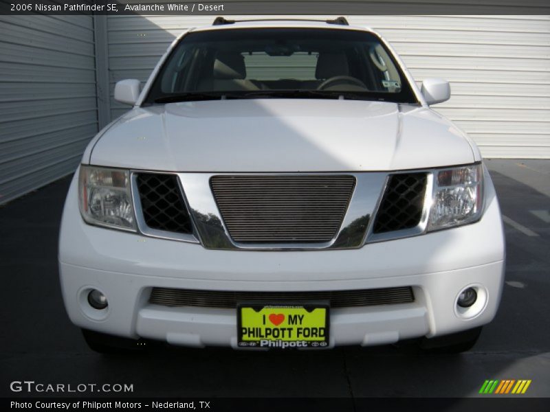 Avalanche White / Desert 2006 Nissan Pathfinder SE