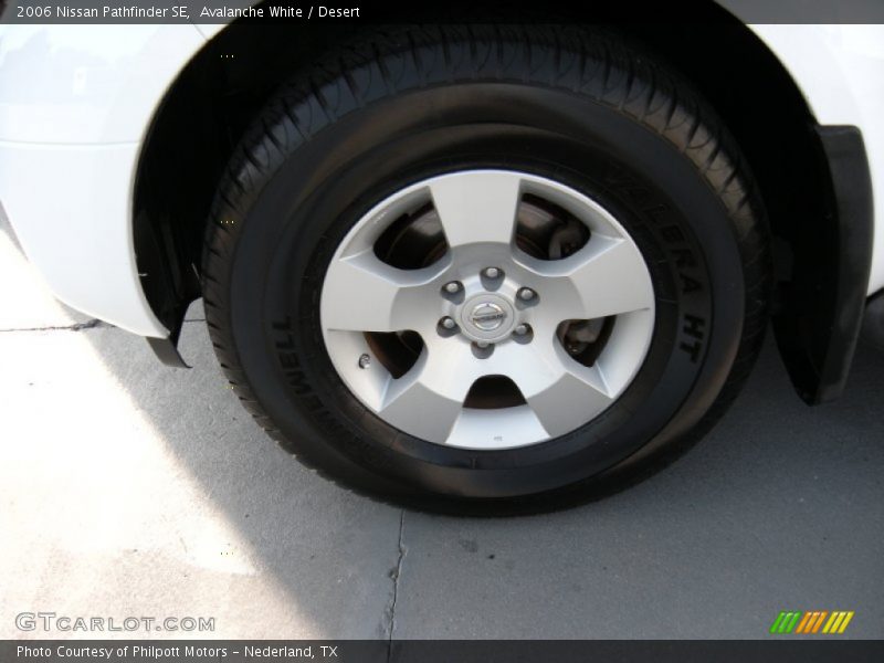Avalanche White / Desert 2006 Nissan Pathfinder SE