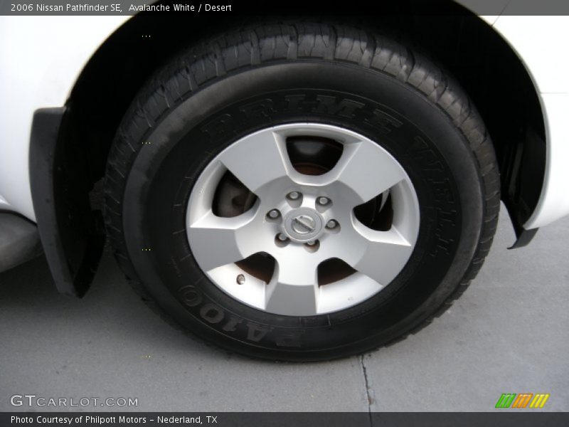 Avalanche White / Desert 2006 Nissan Pathfinder SE