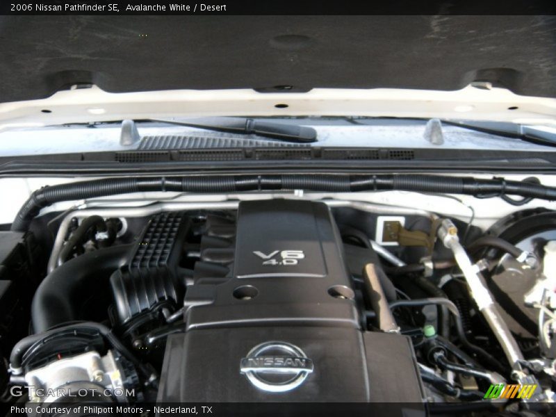 Avalanche White / Desert 2006 Nissan Pathfinder SE