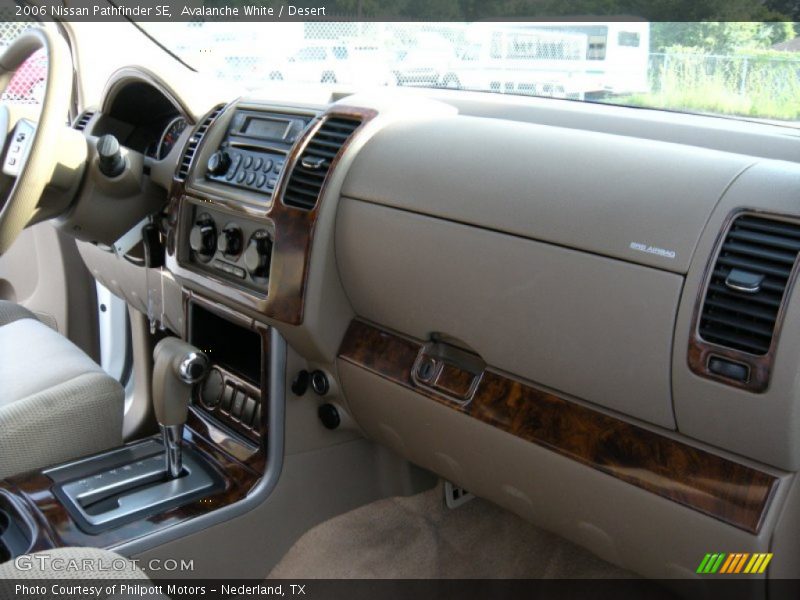 Avalanche White / Desert 2006 Nissan Pathfinder SE