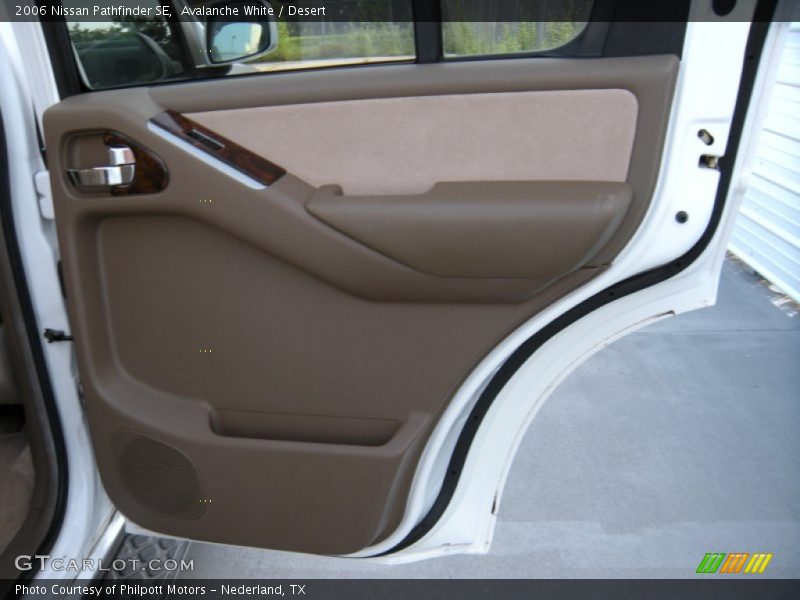 Avalanche White / Desert 2006 Nissan Pathfinder SE