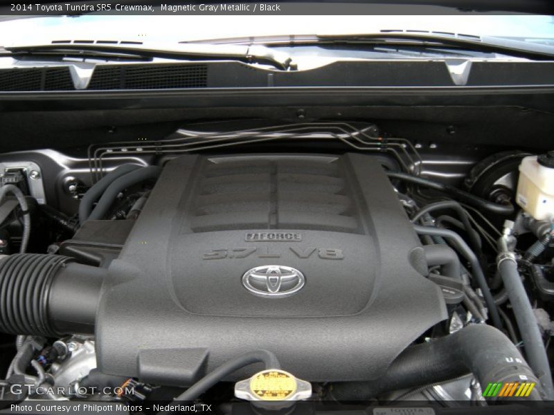 Magnetic Gray Metallic / Black 2014 Toyota Tundra SR5 Crewmax
