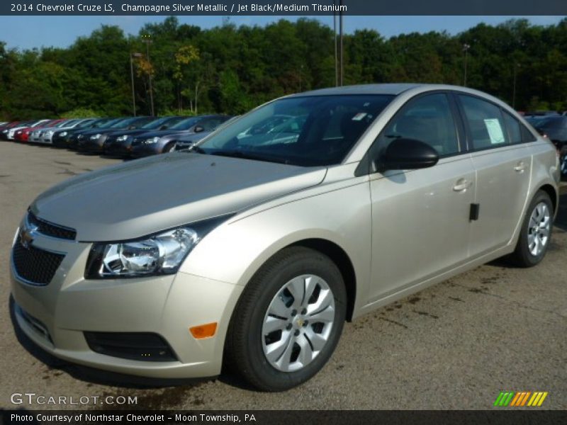 Champagne Silver Metallic / Jet Black/Medium Titanium 2014 Chevrolet Cruze LS