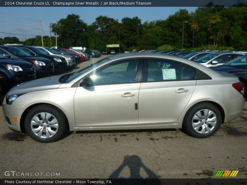 Champagne Silver Metallic / Jet Black/Medium Titanium 2014 Chevrolet Cruze LS