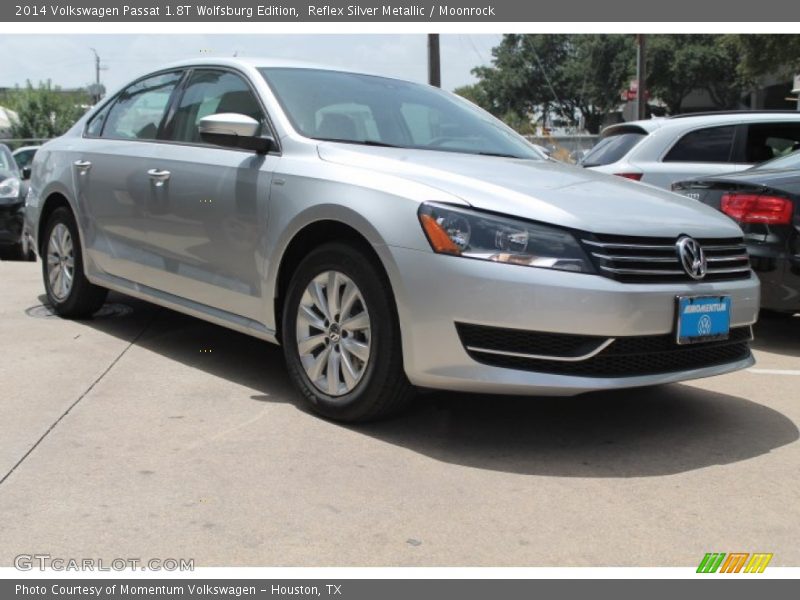 Reflex Silver Metallic / Moonrock 2014 Volkswagen Passat 1.8T Wolfsburg Edition