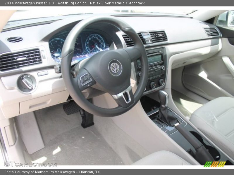 Reflex Silver Metallic / Moonrock 2014 Volkswagen Passat 1.8T Wolfsburg Edition
