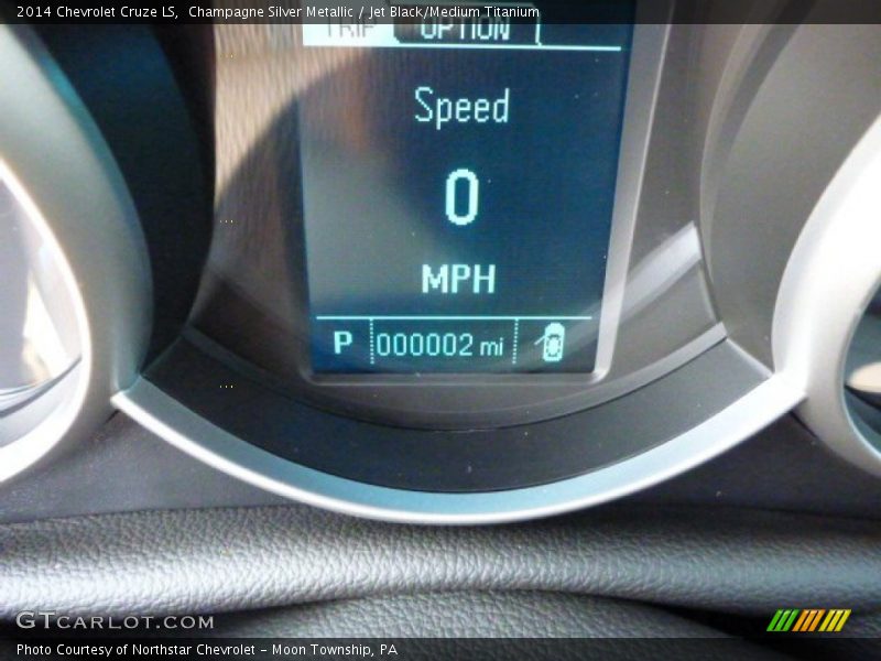 Champagne Silver Metallic / Jet Black/Medium Titanium 2014 Chevrolet Cruze LS