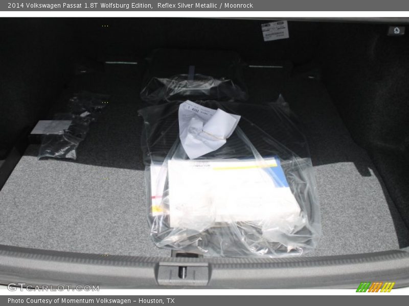 Reflex Silver Metallic / Moonrock 2014 Volkswagen Passat 1.8T Wolfsburg Edition