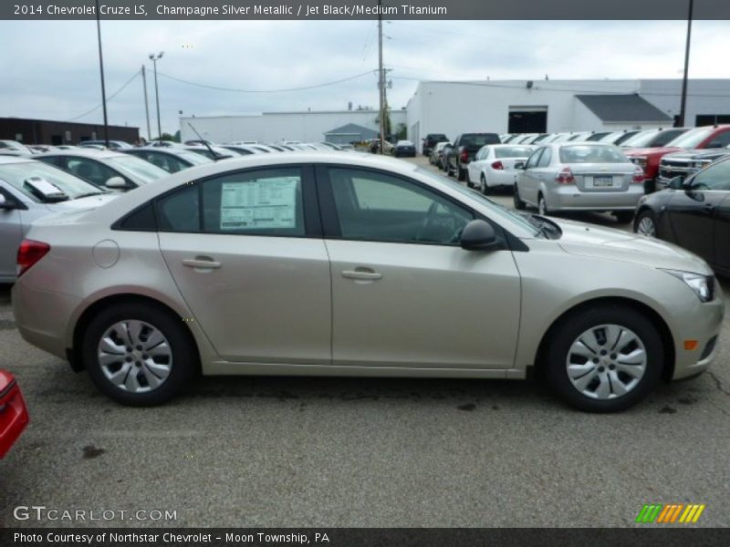 Champagne Silver Metallic / Jet Black/Medium Titanium 2014 Chevrolet Cruze LS