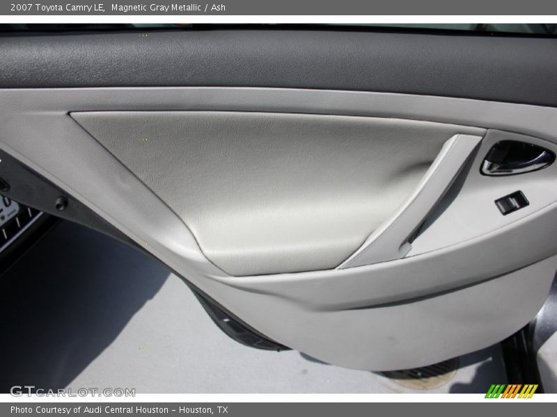 Magnetic Gray Metallic / Ash 2007 Toyota Camry LE