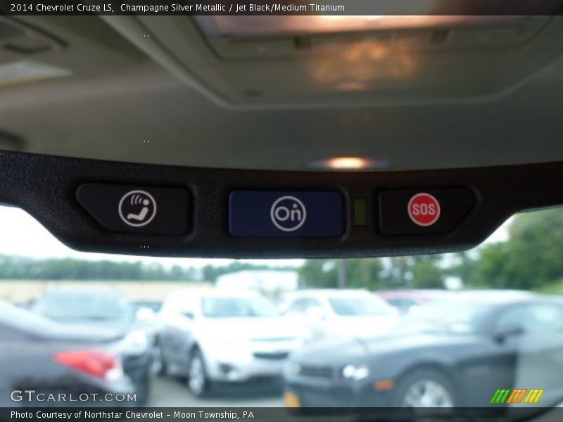 Champagne Silver Metallic / Jet Black/Medium Titanium 2014 Chevrolet Cruze LS
