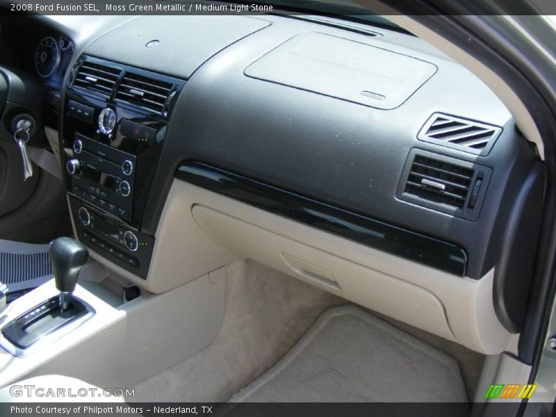 Moss Green Metallic / Medium Light Stone 2008 Ford Fusion SEL
