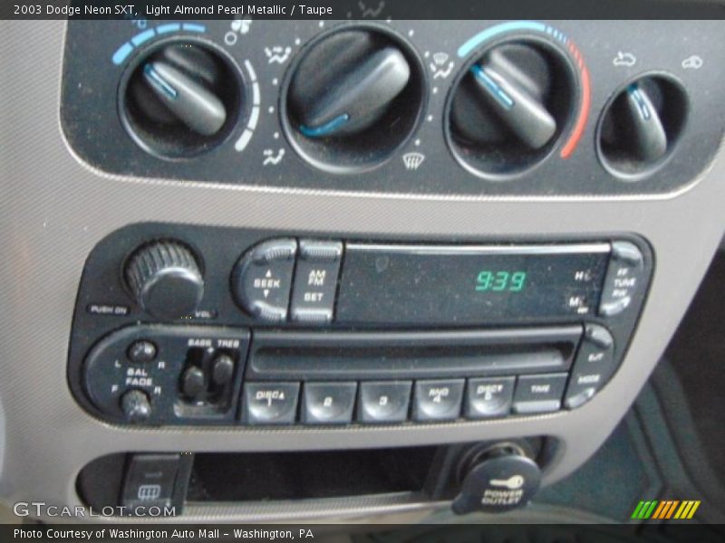 Light Almond Pearl Metallic / Taupe 2003 Dodge Neon SXT