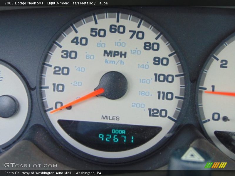 Light Almond Pearl Metallic / Taupe 2003 Dodge Neon SXT