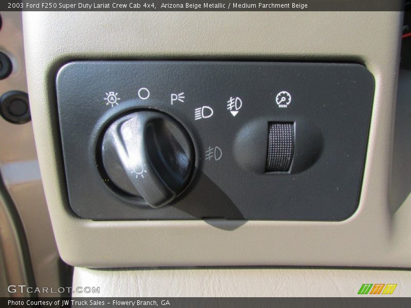 Arizona Beige Metallic / Medium Parchment Beige 2003 Ford F250 Super Duty Lariat Crew Cab 4x4