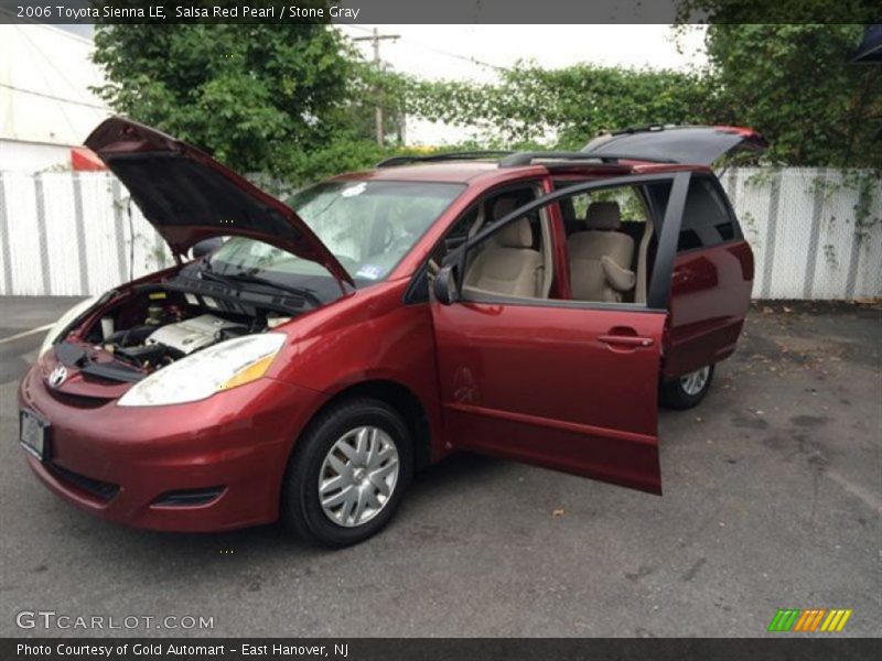 Salsa Red Pearl / Stone Gray 2006 Toyota Sienna LE