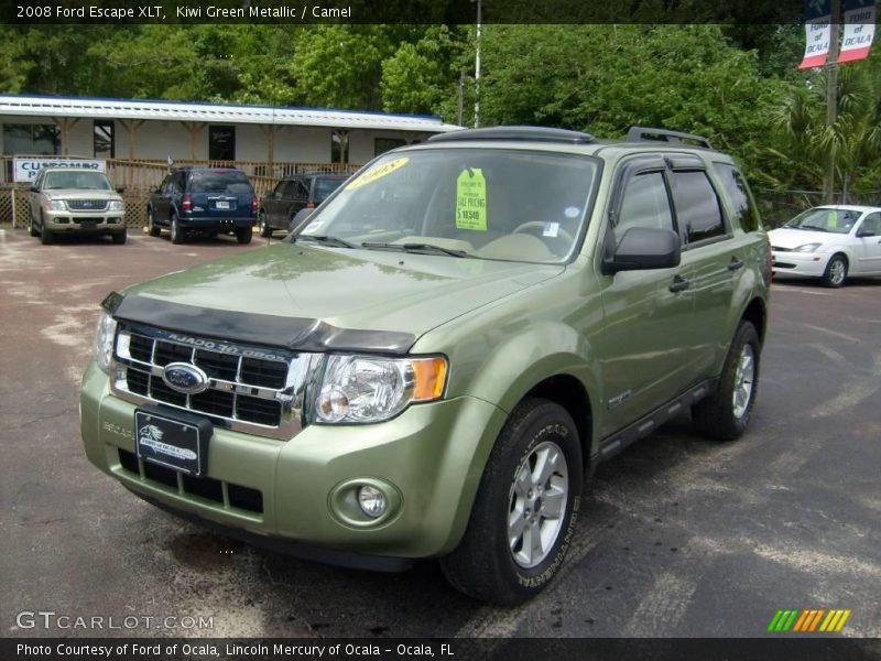 Kiwi Green Metallic / Camel 2008 Ford Escape XLT
