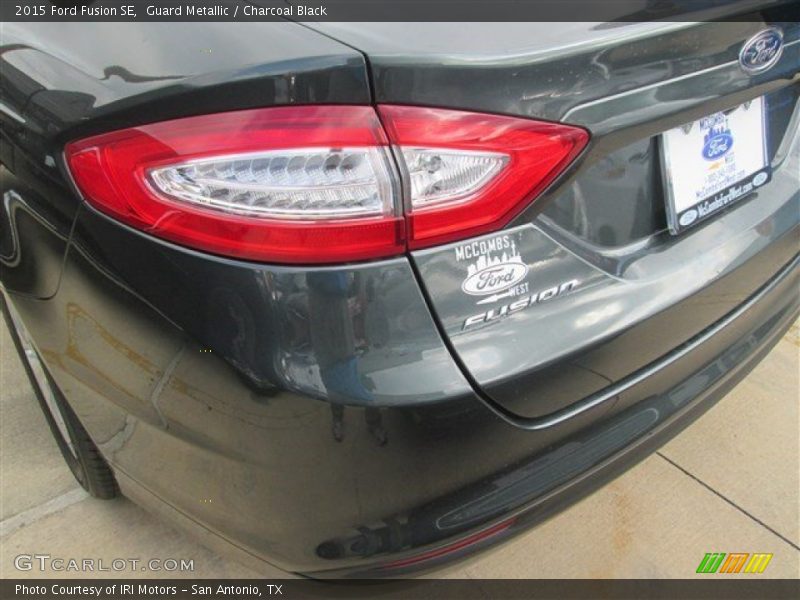 Guard Metallic / Charcoal Black 2015 Ford Fusion SE