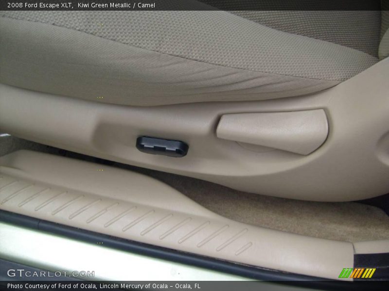 Kiwi Green Metallic / Camel 2008 Ford Escape XLT