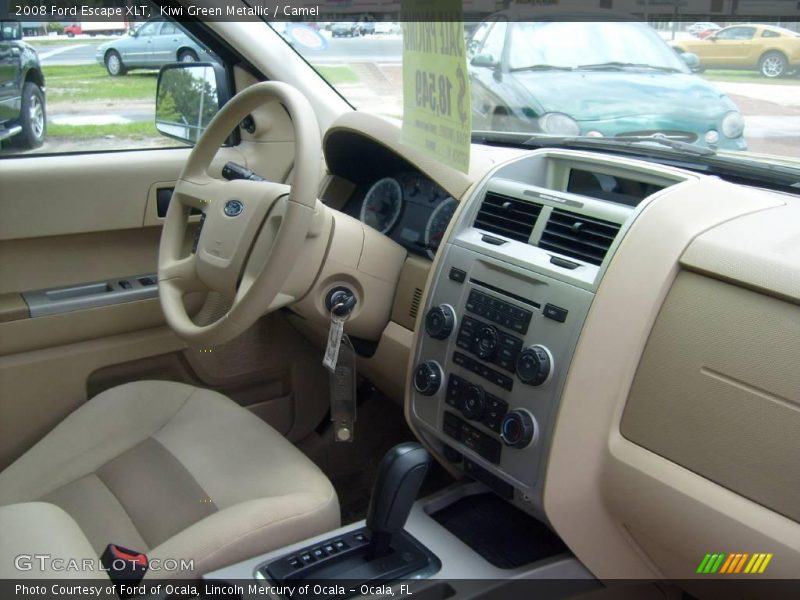 Kiwi Green Metallic / Camel 2008 Ford Escape XLT