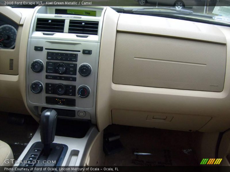 Kiwi Green Metallic / Camel 2008 Ford Escape XLT