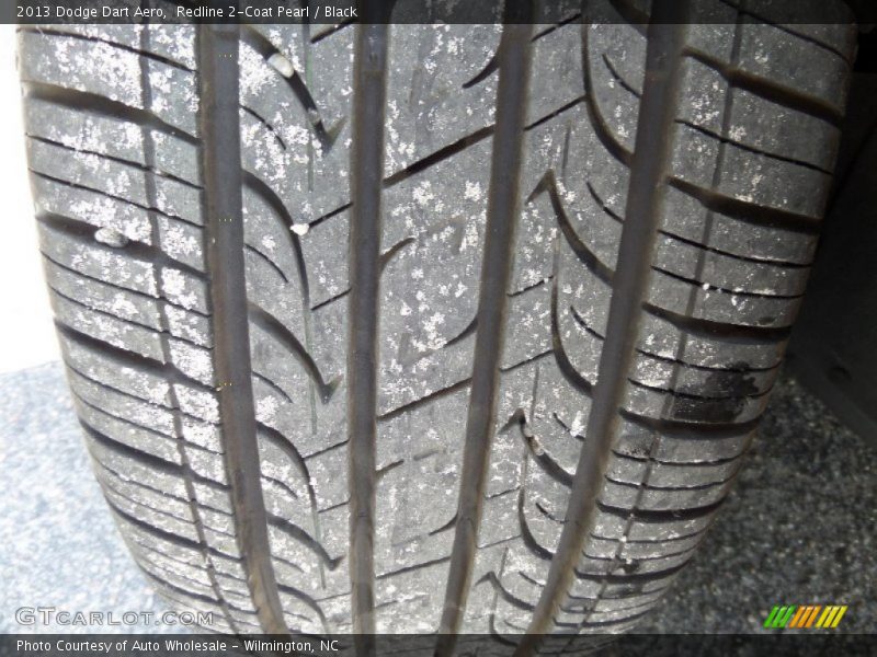 Redline 2-Coat Pearl / Black 2013 Dodge Dart Aero