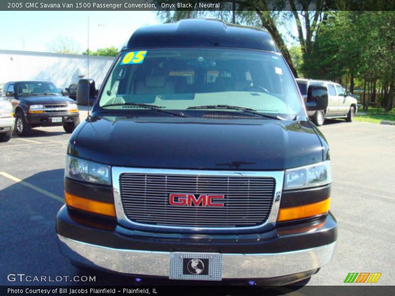Onyx Black / Neutral 2005 GMC Savana Van 1500 Passenger Conversion