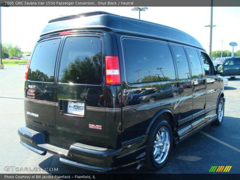 Onyx Black / Neutral 2005 GMC Savana Van 1500 Passenger Conversion
