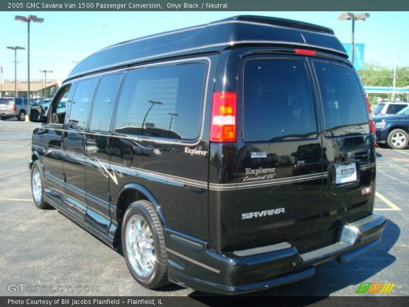 Onyx Black / Neutral 2005 GMC Savana Van 1500 Passenger Conversion