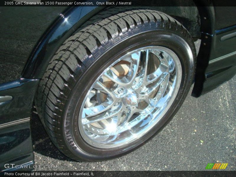 Onyx Black / Neutral 2005 GMC Savana Van 1500 Passenger Conversion