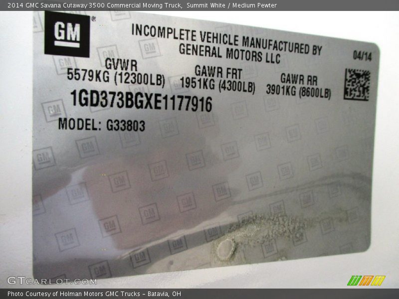Summit White / Medium Pewter 2014 GMC Savana Cutaway 3500 Commercial Moving Truck