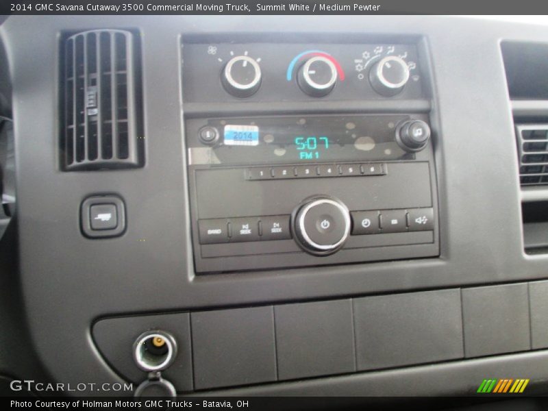 Summit White / Medium Pewter 2014 GMC Savana Cutaway 3500 Commercial Moving Truck