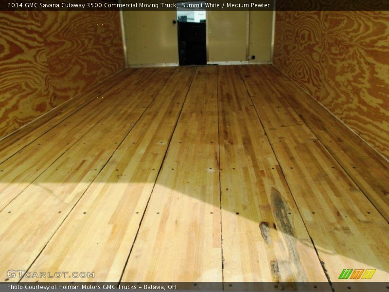 Summit White / Medium Pewter 2014 GMC Savana Cutaway 3500 Commercial Moving Truck