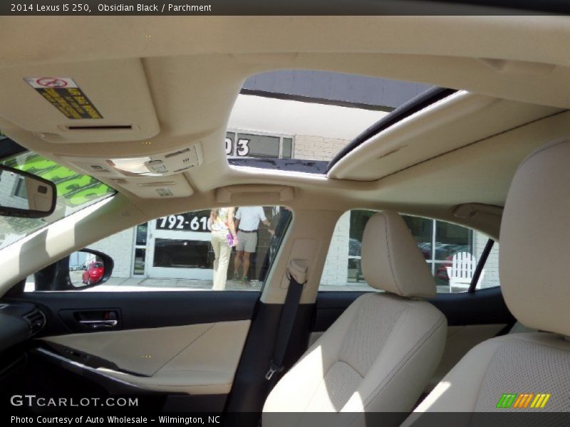 Obsidian Black / Parchment 2014 Lexus IS 250