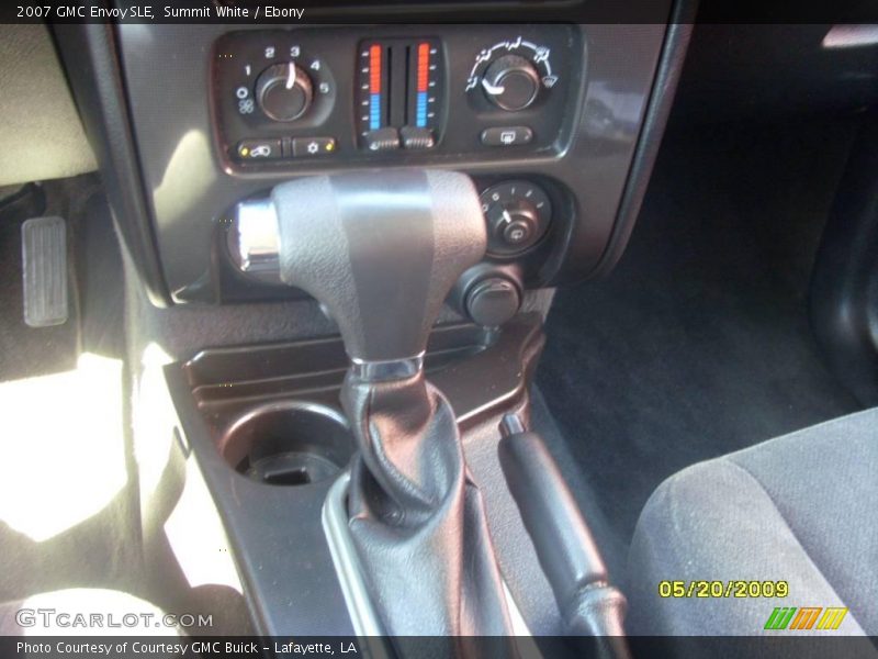 Summit White / Ebony 2007 GMC Envoy SLE