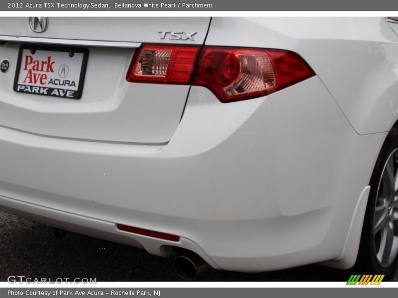 Bellanova White Pearl / Parchment 2012 Acura TSX Technology Sedan
