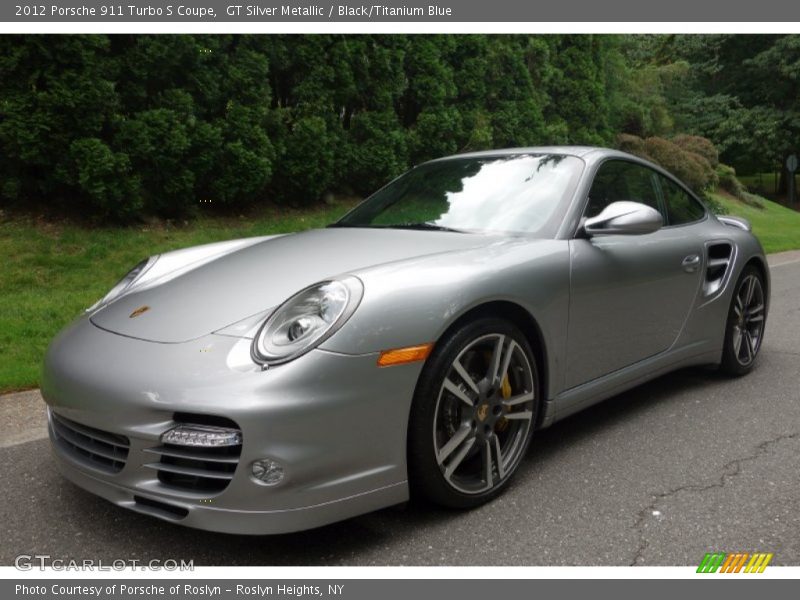 Front 3/4 View of 2012 911 Turbo S Coupe