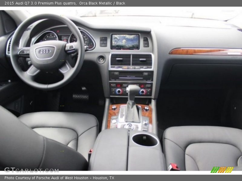 Dashboard of 2015 Q7 3.0 Premium Plus quattro