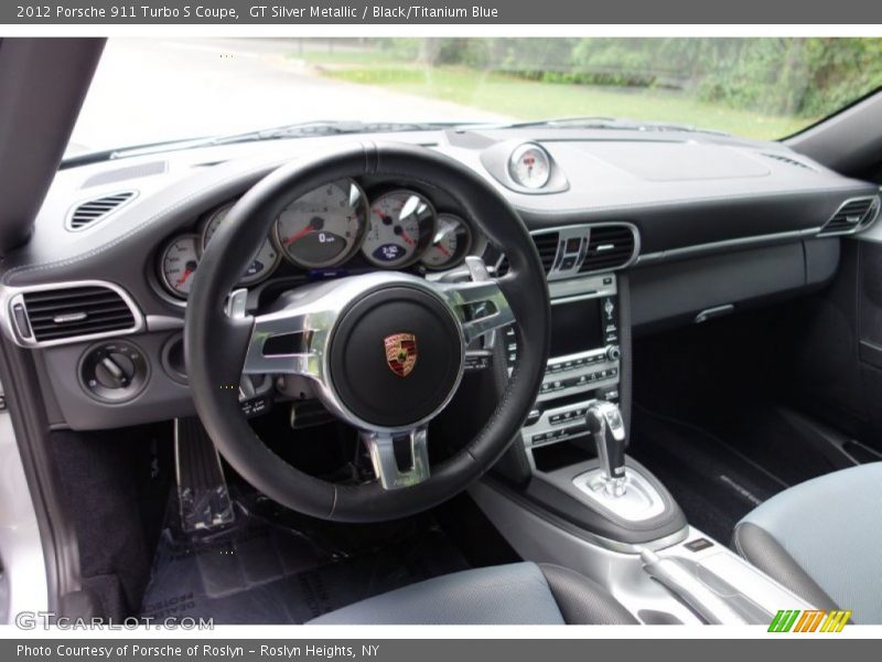 Dashboard of 2012 911 Turbo S Coupe