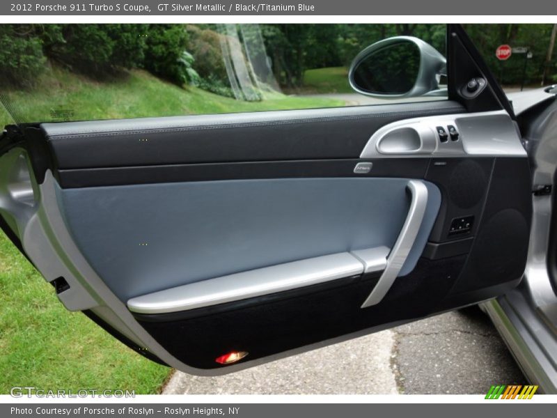 Door Panel of 2012 911 Turbo S Coupe