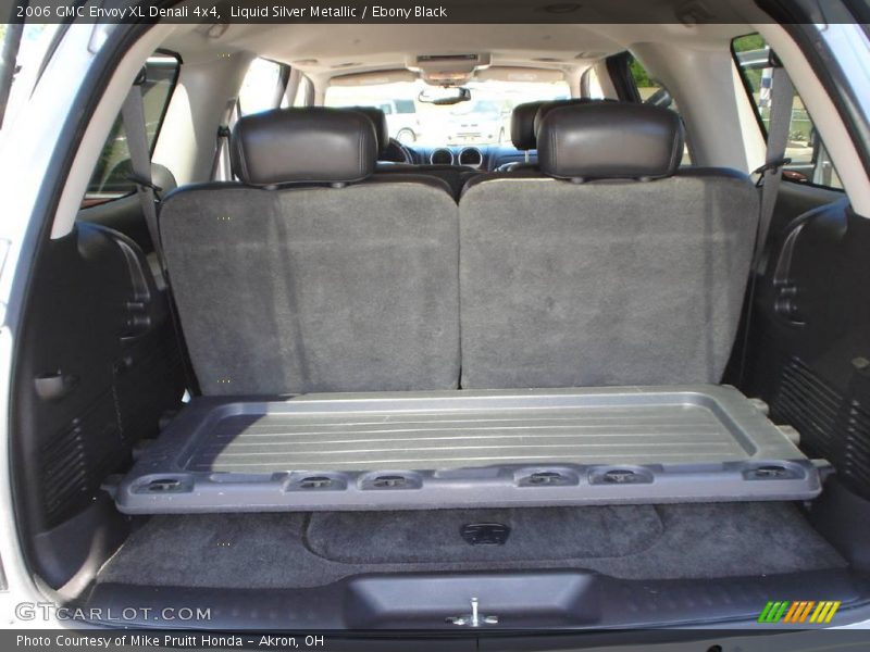 Liquid Silver Metallic / Ebony Black 2006 GMC Envoy XL Denali 4x4