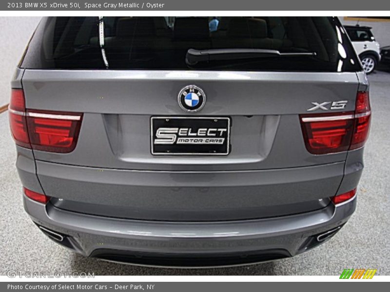 Space Gray Metallic / Oyster 2013 BMW X5 xDrive 50i