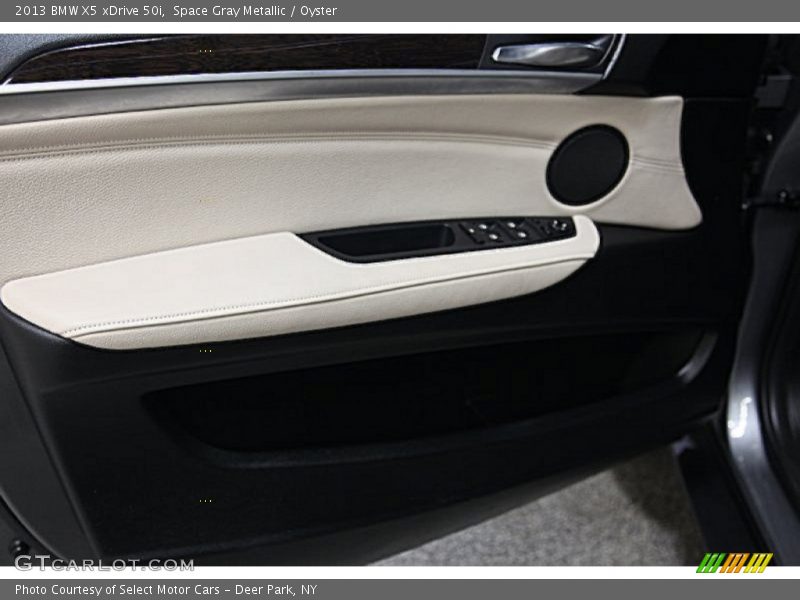 Space Gray Metallic / Oyster 2013 BMW X5 xDrive 50i