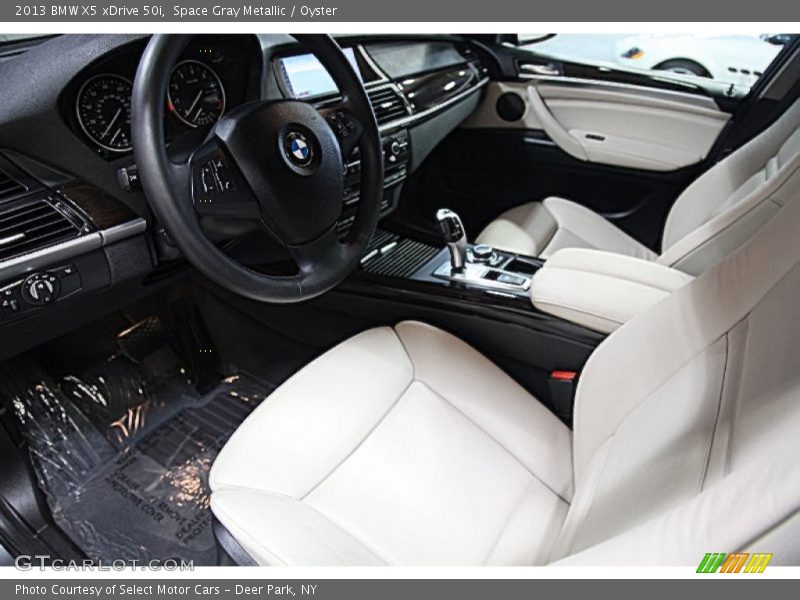 Space Gray Metallic / Oyster 2013 BMW X5 xDrive 50i
