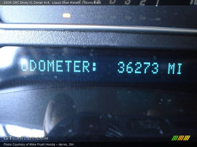 Liquid Silver Metallic / Ebony Black 2006 GMC Envoy XL Denali 4x4