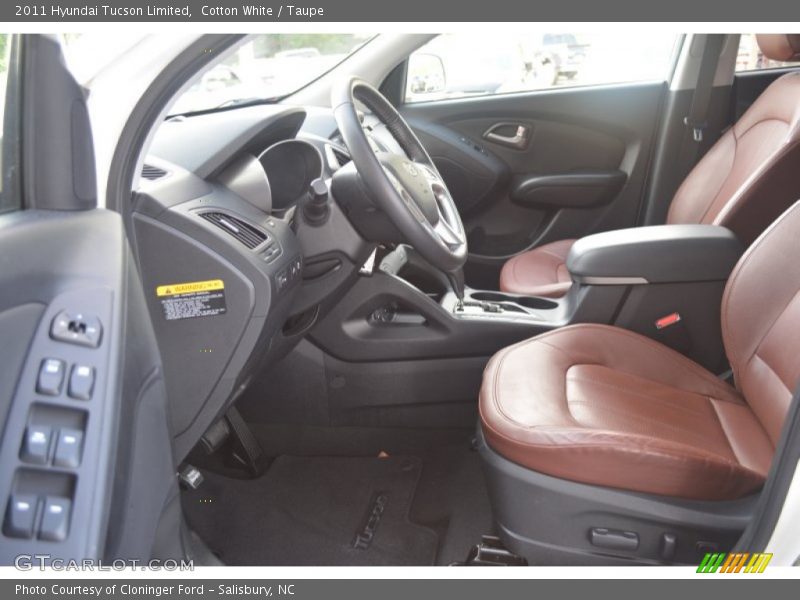 Cotton White / Taupe 2011 Hyundai Tucson Limited